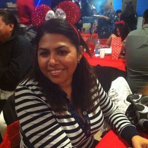 Meet your Posher, Ana